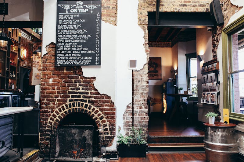 Interior of Pequod's Pizza restaurant in Chicago